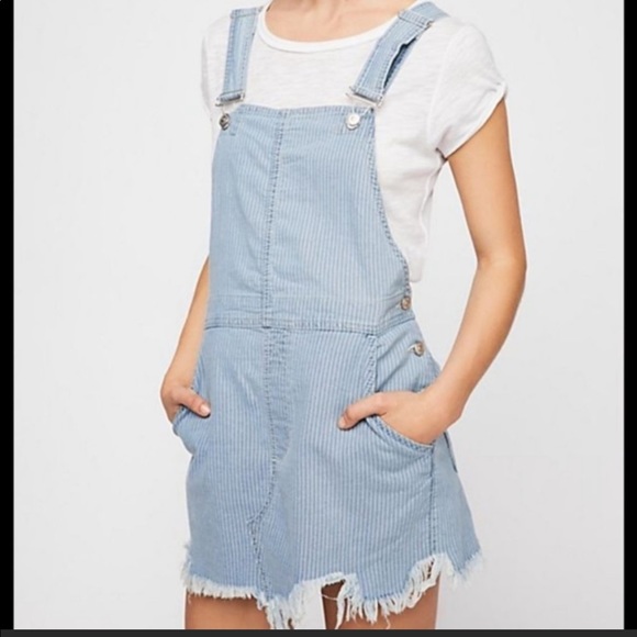 Free People Dresses & Skirts - FP denim overall dress✨
